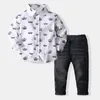 W505春秋の赤ちゃん男の子セット子供長袖クラウンプリントシャツ+ジーンズ2個の男の子服スーツ子供の衣装