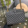 10A Fashion Borsa a busta trapuntata a catena di alta qualità borsa a tracolla da donna beige con numero di serie in pelle di vitello di grandi dimensioni genuine1th