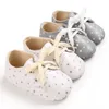 İlk Walkers Yıldız Baskı Doğan Bebek Ayakkabı Sneakers PU Deri Yumuşak Sol Kaymaz Bebek Yürüyor Erkek Kız