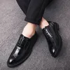2022 Chaussures pour hommes Madame Mocassins Bullock Sculpture Homme Fête Homme Robe de soirée Chaussures de soirée Grande taille: US6.5-US10
