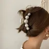 Elegancka Pearl Hair Klips Pazury Kobieta Spinki do włosów Akcesoria Dziewczyny Krab Nakrycia głowy Hairgrip Moda Barrettes