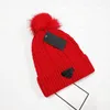 Designer Pom Pom Beanie Solid Color Brand Women Sport Ski Hats Autumn Winter Print Pattern Knitted Hat2887444