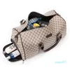 2021 Travel Bag Men Luxury Designer Duffle Large Capacity Men's Handbags Leather Weekend Tote Luggage Shoes Position