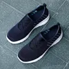 Scarpe da corsa moda casual da donna sneakers blu nero grigio semplici scarpe da ginnastica da donna in rete quotidiana da jogging all'aperto taglia 36-40
