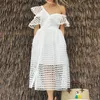 famoso brandwhite africano lungo maxi abito da donna con scollo a v-scollo fuori dalla spalla abiti da sera quotidiano senza schienale per donne