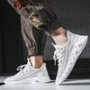 Running Shoes Top Högkvalitativa Mens Svart Vit Luxurys Designers Män Sport Sneakers Trainer Utomhus Jogging Walking