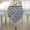 Chemin de table de luxe avec glands Table Runner Classique Rétro Noir et Blanc Tissu de thé rouge Mode 210708