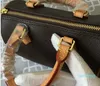 Mit Riemen Frauen berühmte Leinwand echte Leder -Handtaschen Designer Umhängungs Bag2021
