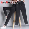 Calças de brim da cintura alta feminina Estiramento estilo coreano preto calças de veludo quente e tamanho solto denim namorado para as mulheres 210428