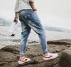 패션 남자 슬림 피트 찢긴 청바지 Streetwear Mens 고민 된 데님 조깅자 무릎 구멍이 파괴 된 청바지 플러스 크기 MNZK01 RF를 씻었습니다.