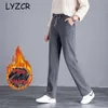 LYZCRワイドレッグ冬暖かいフリースパンツ女性プラスサイズ厚い女性のベルベットストレート緩い女性秋211115