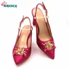 Set di scarpe e borse africane alla moda Donne italiane Scarpe nigeriane color fucsia con borse abbinate per la festa nuziale reale 210624