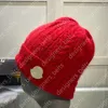 Мода Sloushy Beanie Зимние Мужчины Дизайнерские Шапочки Женщины Череп Шляпы Люксы Вязание Шляпа Бренд Трикотажные Caps 21102642XS