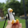 Nouveau gypse mignon Anime accessoire de voiture balançoire canard pendentif Auto rétroviseur ornements cadeau d'anniversaire Auto décoration voiture Fragranc249T