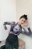 ゴスメッシュトップ女性のトレンドファッションファッショングラフィックTシャツ長袖タートルネックを通してTシャツヨーロッパの服210427