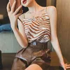 Zomer Tijger Patroon Afdrukken Camisole Spaghetti Strap Tank Tops Vrouwen Mouwloze Satijn Silky Koreaanse Tank Top 210507