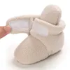 Baby nyfödda första vandrare unisex cozie faux fleece bootie vinter varmt spädbarn toddler crib skor klassiska golv stövlar g1023