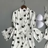 Qweek kvinnor satin sovkläder polka dot pyjamas femme silke pijama mujer söt 3 stycken med bröstkorgar Casual pyjamas uppsättningar 210809