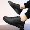 الرجال عارضة أحذية جلدية المشي أحذية رياضية الرجال 2022 سقوط جديد الذكور الجلود ضوء الأحذية المسطحة الأزياء أحذية رياضية أحذية