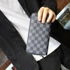 Fabriek groothandel mannen lederen schoudertassen straat trend afdrukken lange portemonnee eenvoudige joker streep opslag munten portemonnee enkele rits mode plaid clutch bag