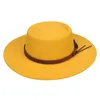 Шляпы с широкими полями, осенне-зимняя плоская шляпа-федора с цепочкой, женский монохромный джазовый топ, британская ретро-панама Whole3396580