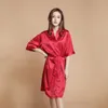 Kadın Pijama Seksi Ince Gelinlik Kıyafeti Saf Renk Pijama Bornoz, Nedime Güzellik Robe Bornoz Kadınlar için Silk Elbiseler