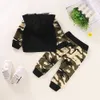 Printemps et automne décontracté bébé garçon DADDY'S BOY imprimé Camouflage à manches longues à capuche pantalons ensembles bébé vêtements 210528