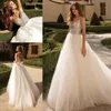 Sexig Sparkling Kristaller Bröllopsklänning 2021 Spaghetti Straps V Neck Sweep Train Backless Vestido de Noiva Bridal Gown