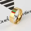 Klasyczne Tytanowe Stalowe Pierścienie Różowe Srebrne Para Mężczyźni I Kobiety Gold Ring Red Green Wedding Moda Miłośnicy Biżuteria Prezent