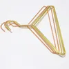 Partihandel Metal Triangle Barnkläder Hänghanddukshängare Barnkläder Display Stand Scarf Tie Rack