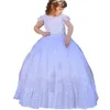 2021 Flower Girl Dresses for Wedding Party Gowns Golvlängd Ärmlös Jewel Lace Pärlor Bow Appliques First Communion Dress A-Line