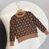 Dziecięcy sweter chłopięcy dziewczęcy modny sweter bluzy z dzianiny list swetry z kapturem dziecko dziecko dorywczo ciepły zimowy top 8 stylów rozmiar 100-150