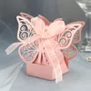 Carols de faveur Butterfly Laser Cut Hollow Carriage Favors Gifts Box Candy Boîtes avec Ribbon Wedding Party