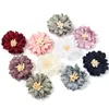 Fleurs en tissu de fleurs artificielles de 4CM pour boîtes-cadeaux de fête de mariage bricolage, fleur décorative pour un chapeau ou un cadeau, casque,