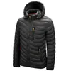 Mężczyźni Lekkie Down Płaszcze Trend Moda Rozgrzać Wiatroszczelna Stojak Neck Kapturz Puffer Kurtka Designer Winter Mężczyzna Casual Casual Puft Kurtki