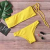 Solid Bikini Baddräkt Kvinnors Beach Suit Låg Midja Sexig Off Shoulder Baddräkt Padded Bra 210621
