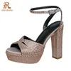 Sandels heta sommar sandaler mode rhinestone satin sexig högklackat plattform svart grön rosa klänning fest bröllop lady skor pumpar 220303