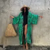2021 Sexy Bikini Cover-ups Boho estampado con flecos largo Kimono Carfigan túnica mujeres de talla grande ropa de playa traje de baño cubrir A751 210317