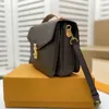 Luxurys Designers Sacs de haute qualité en cuir véritable et de casse-tête en cuir de haute qualité