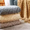 毛布編み毛布ベッドの装飾4文字の格子縞の糸スレッドオフィス昼寝タオルタペストリー