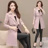 Trench da donna Cappotto elegante da donna di media lunghezza Colletto da abito alla moda Coreano Manica lunga Coulisse Giacca a vento Capispalla femminile Rosa