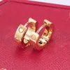 Moda Classic C List Hoop Huggie Dla Kobiet, aby wysłać Kochanka Diamond Gold Party All-Mecz Kolczyki Biżuteria Prezent