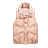розовая подставка для пальто