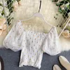 Sweet Women Puff Sleeve Blus sommar Sexig Off Shoulder Slim Crop Tops Ladies Floral Broderi Korta Skjortor Top 210525