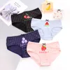 Nieuwe aangekomen 4 stks / partij Meisje Slipje Bear Gedrukt Ondergoed Cartoon Slips Katoen Lingerie Zachte Comfortabele Panty Groothandel 0745 2463 Q2