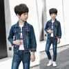 Moda Kids Sport Suit Boys Bawełna Nastoletni Jeans Odzież Odzież Odzież wiosna Jesień Turn-Down Kołnierz Płaszcz i Niebieskie Spodnie Garnitury Dzieci 210622