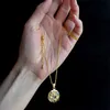Dreamcarnival1989 Collana con pendente in zircone color oro abbagliante con pietre Infinity 6 castone incastonato Chic Friday Jewelry WP6631