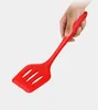 Stock di utensili da cucina in silicone Set 7 pezzi Alta resistenza al calore Spatole di design igienico in un unico pezzo Cucchiai per mescolare JJE13135