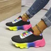 Muffin Flat Bottom Fashion Lace-up Rainbow Sole Tjocka Bottom Vit Skor Kvinnors Sommar Tunn Sneakers Kvinnors Casual Skor 2021 Y0907