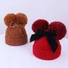 Mignon Épaissir Hiver Chaud Chapeaux Pour Enfants Avec Double Pompon Bowknot Bonnets Tricotés Bonnet Doux Filles Garçons En Plein Air Chapeau Bonnet RRA4510